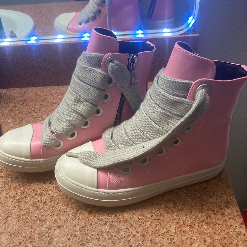 Pink High-Top Kids Shoes